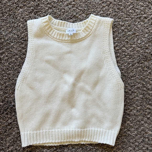 Cropped knit sweat tank never worn - Picture 1 of 1